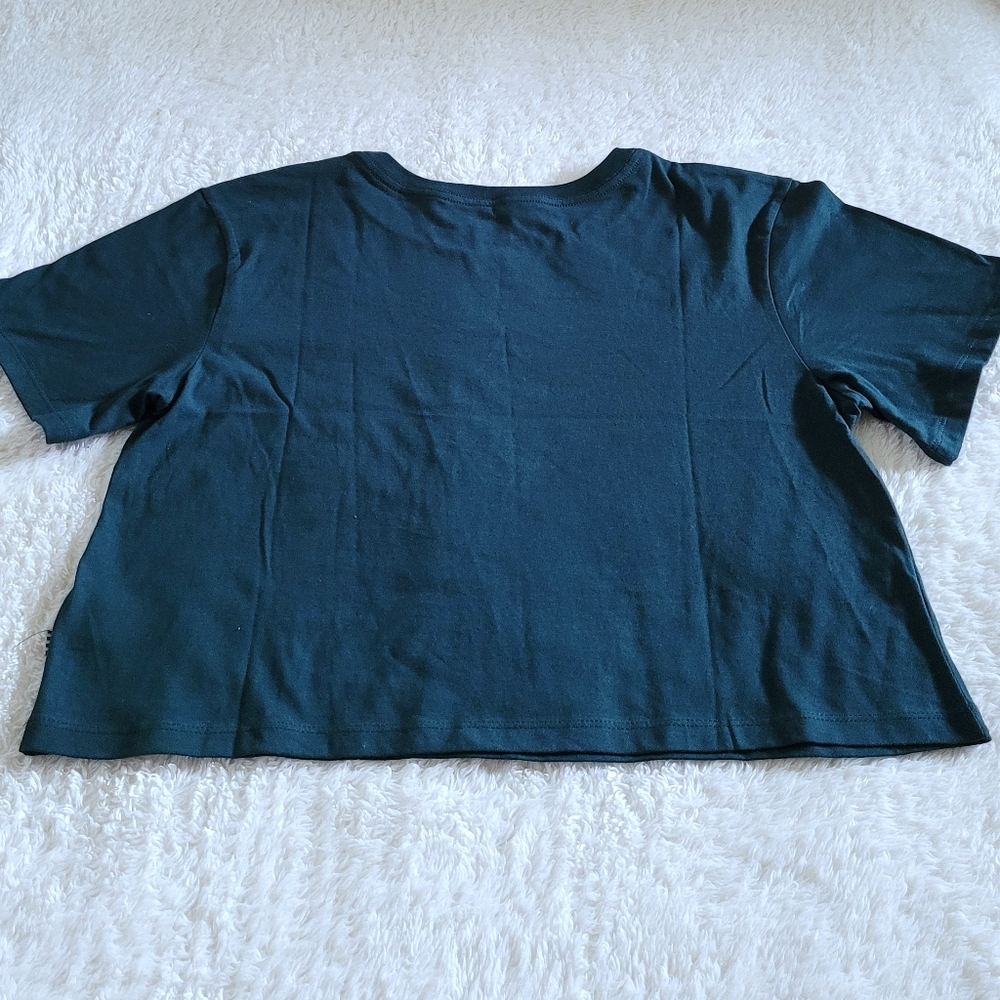 VANS🛹 Circle Tab Cropped Tee👕 - NWT - Picture 9 of 10